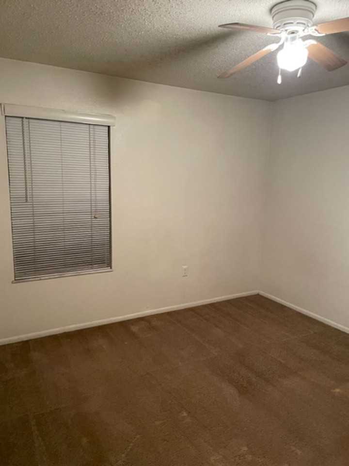 635 Buoy Ln - Photo 7 of 28