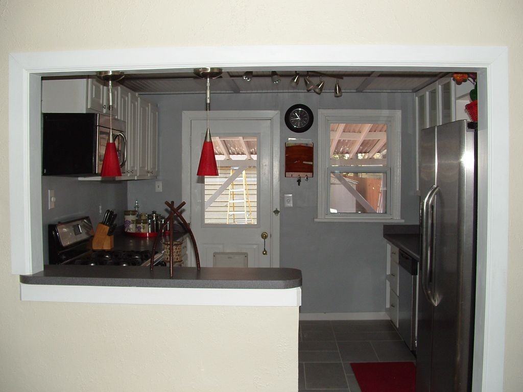 934 Venice St - Photo 4 of 5