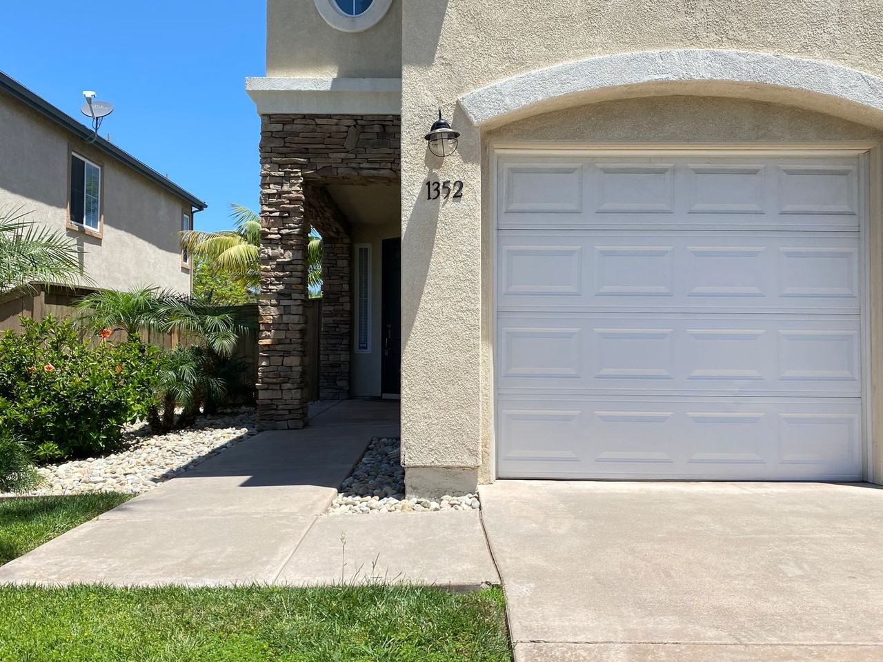 1352 Enchante Way - Photo 2 of 22