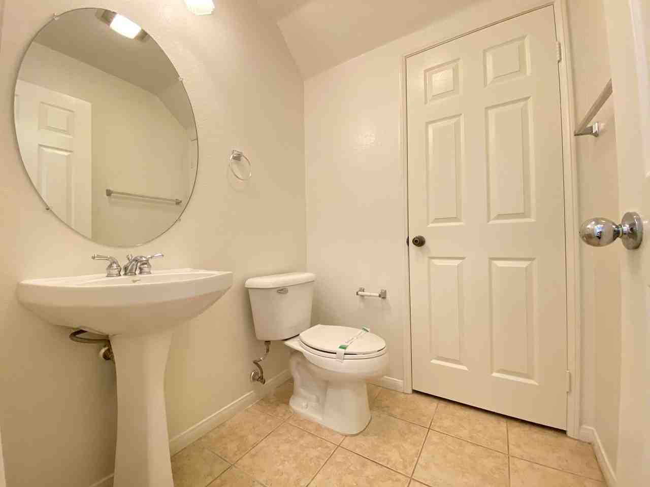 1352 Enchante Way - Photo 5 of 22