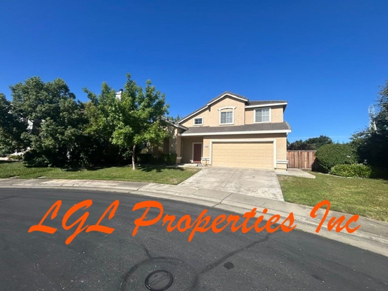 4116 Woodwillow Ln - Photo 2 of 42