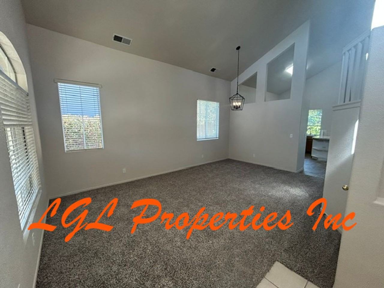 4116 Woodwillow Ln - Photo 5 of 42