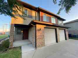 featured image of 6933 Mayberry Ln