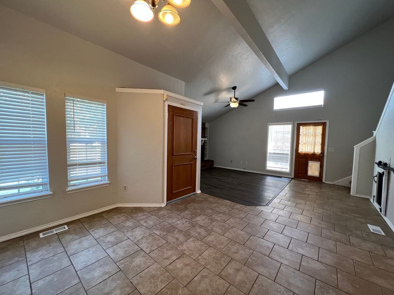 2137 Goodrich Dr - Photo 2 of 23