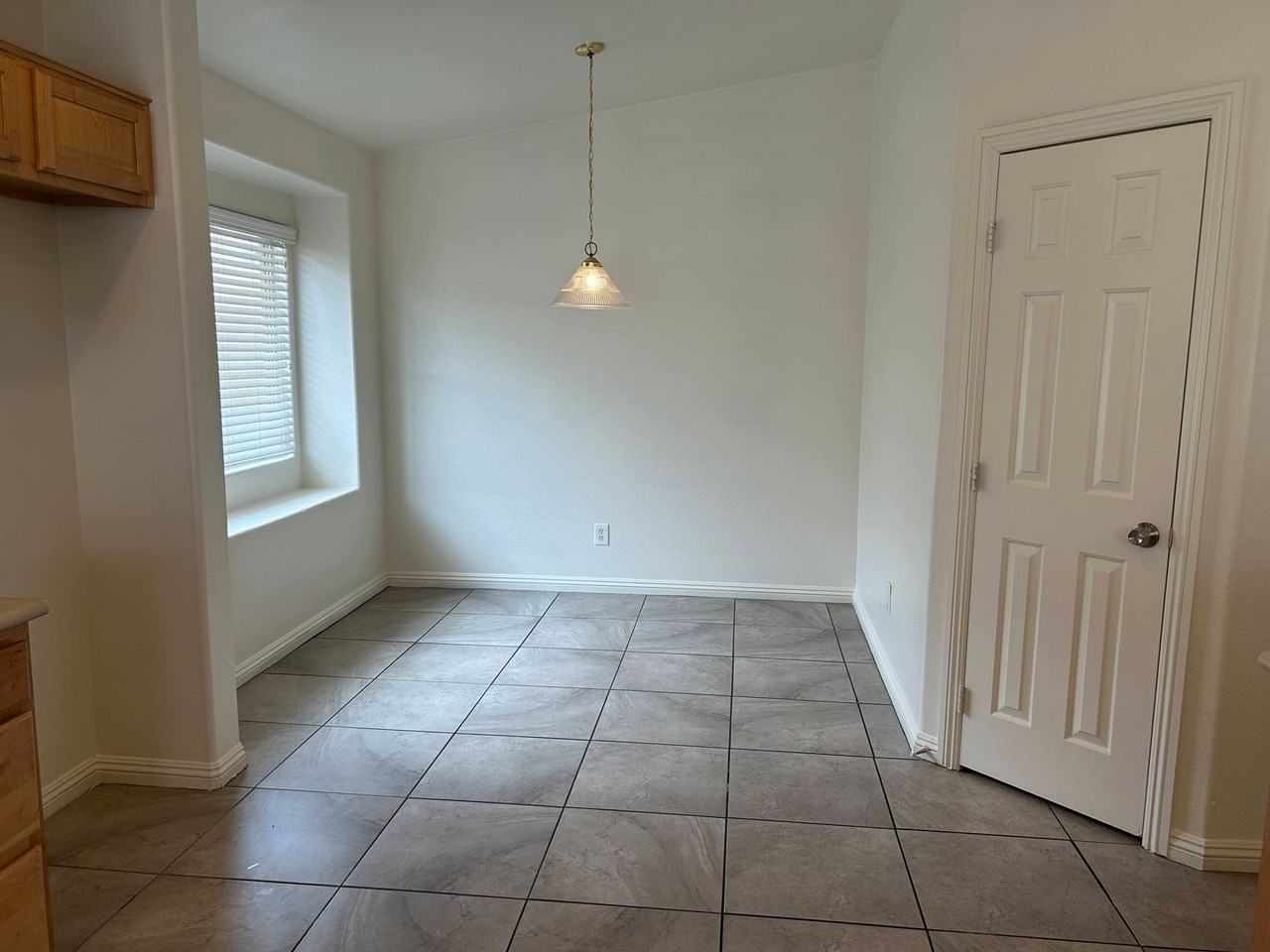 6120 Alderley Ct - Photo 5 of 20