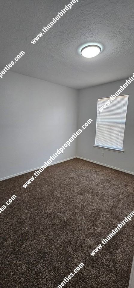 10203 Gutierrez Rd Ne - Photo 7 of 17