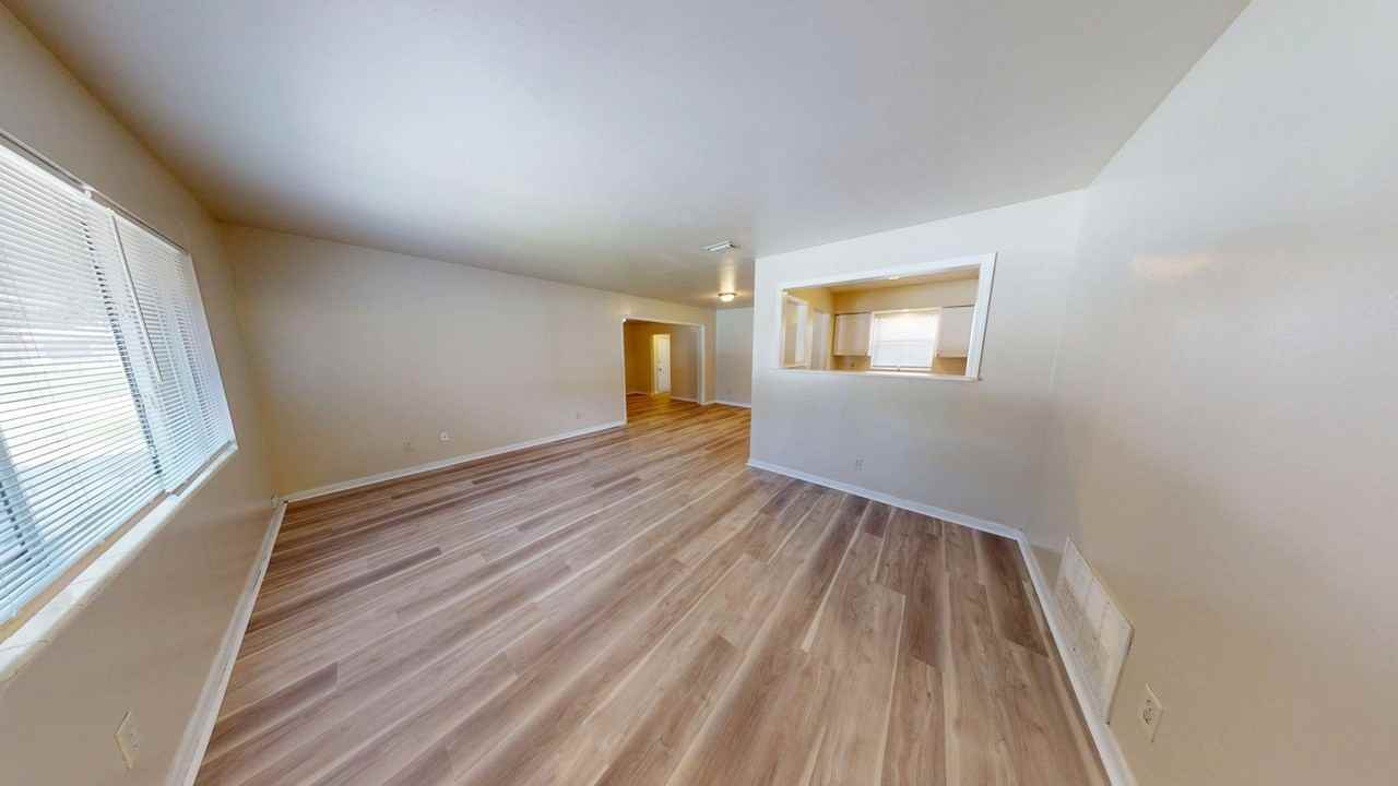 7408 Canaveral Rd - Photo 5 of 29