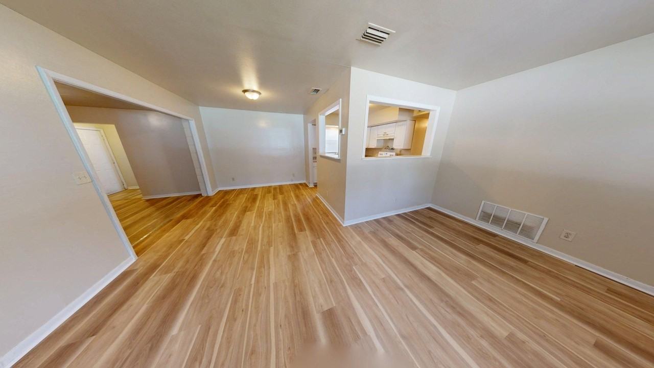 7408 Canaveral Rd - Photo 7 of 29