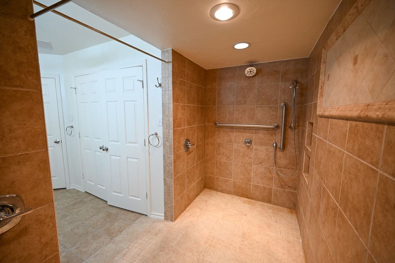 2951 N Trinity St - Photo 7 of 17