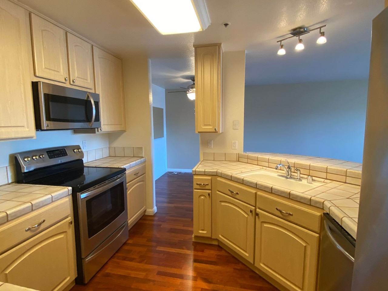 322 Hanover Ave #302 - Photo 4 of 22