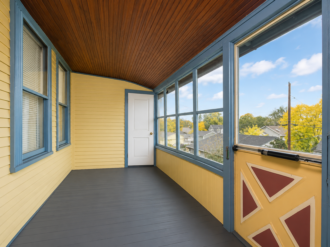1477 Iglehart Ave - Photo 3 of 17