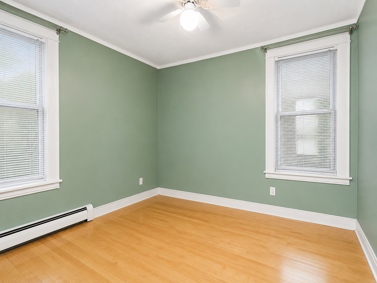 1477 Iglehart Ave - Photo 5 of 17
