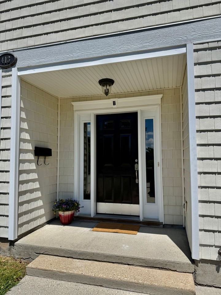 413 9th St - Photo 2 of 44
