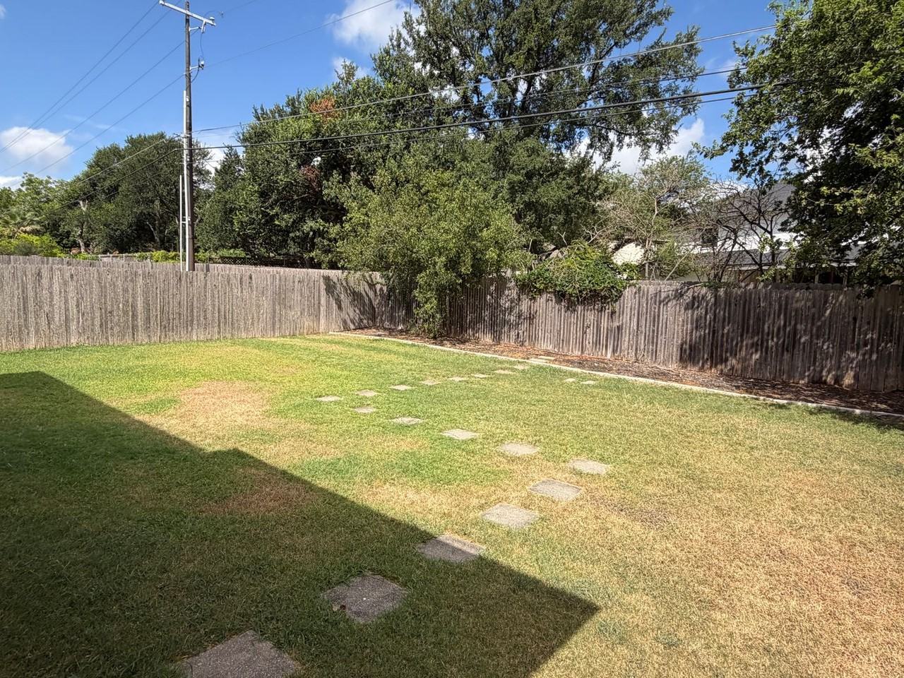 11412 Maggiore Dr - Photo 2 of 17