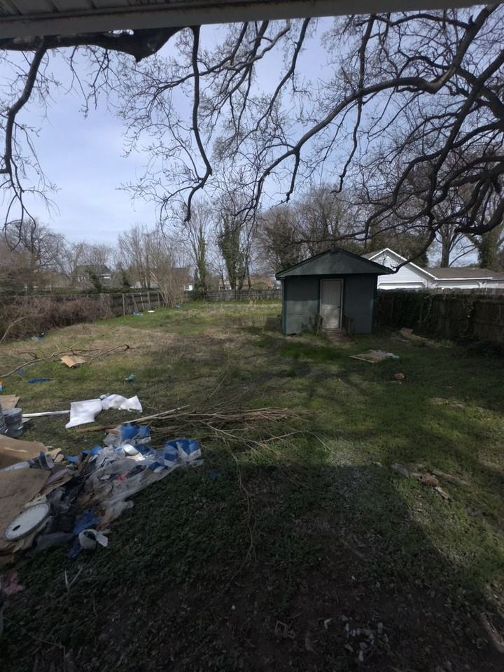 227 Settlers Landing Rd - Photo 6 of 12