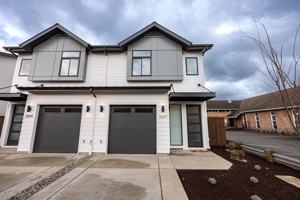 featured image of 2007 E 13th St