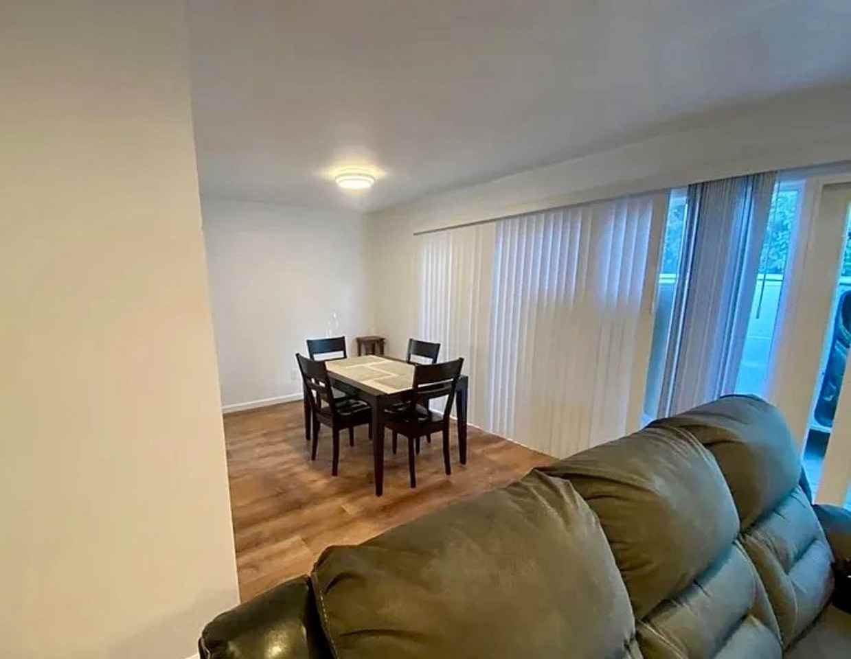 2778 Courtland Dr - Photo 5 of 10