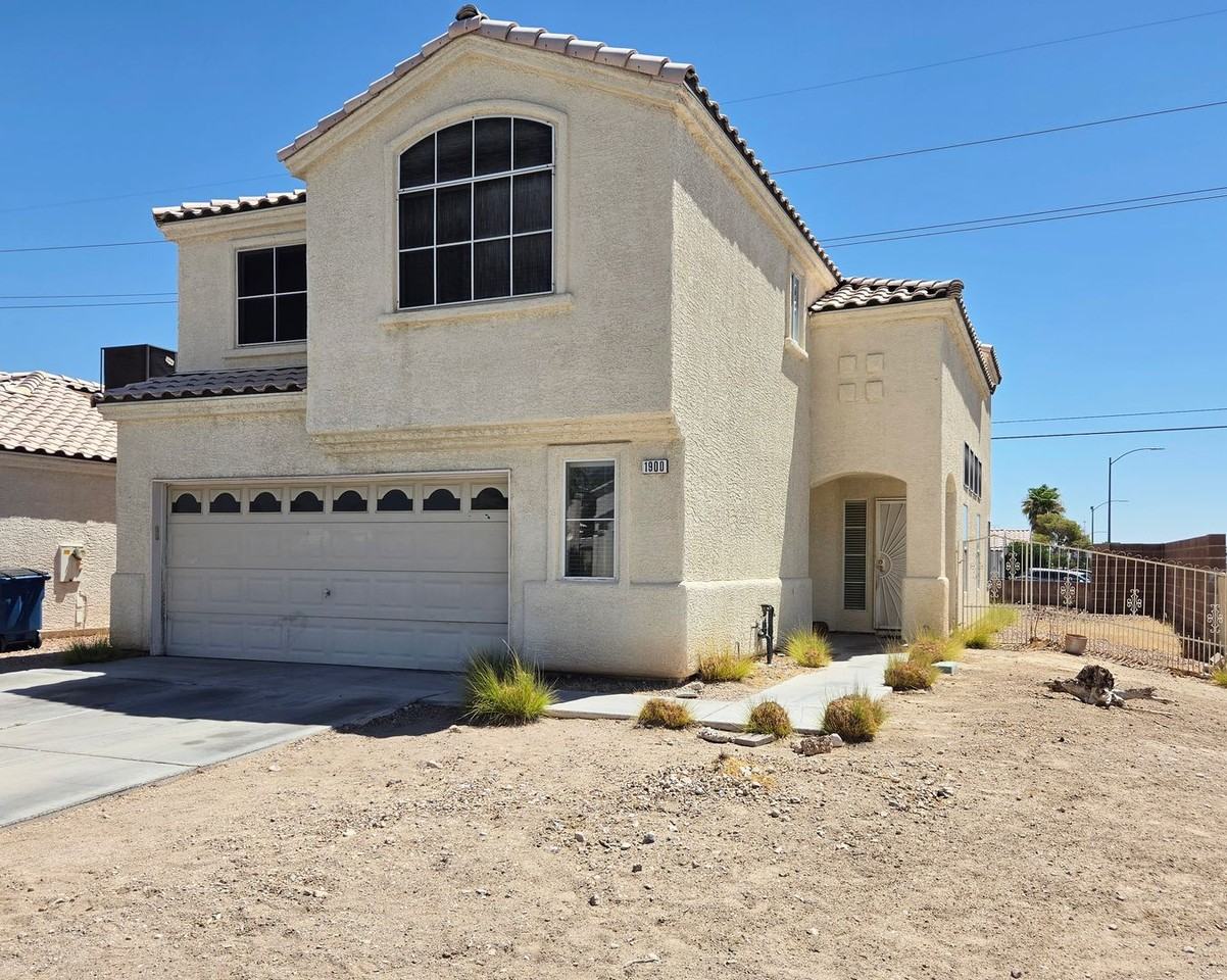 1900 Villa Vista Way - Photo 2 of 25
