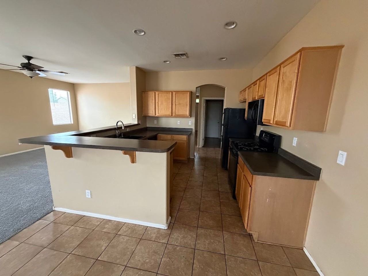 3202 S 104th Ave - Photo 3 of 21