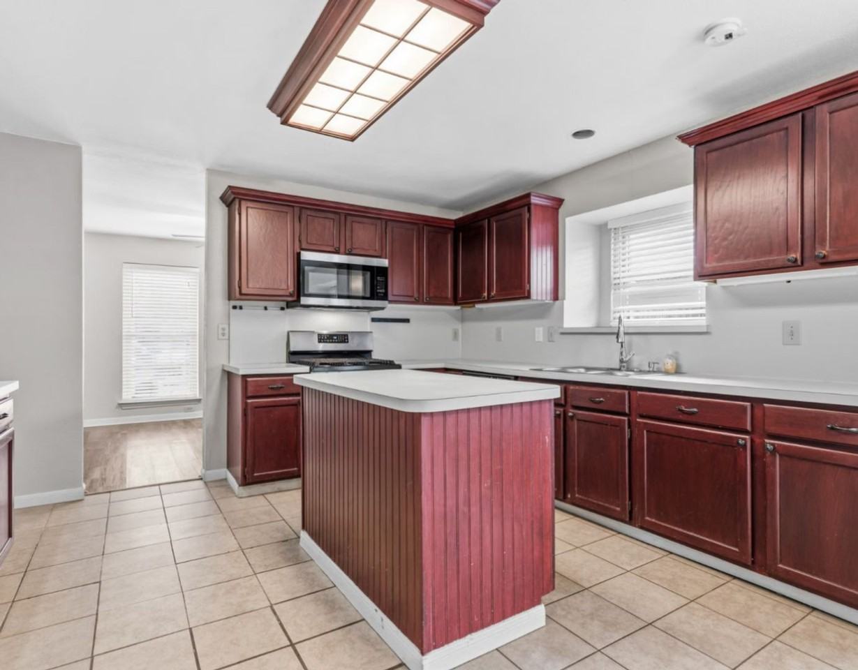 1305 Minter Rd - Photo 7 of 30