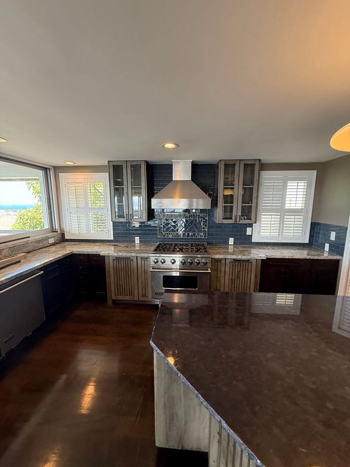 1627 Paula Drive - Photo 6 of 46
