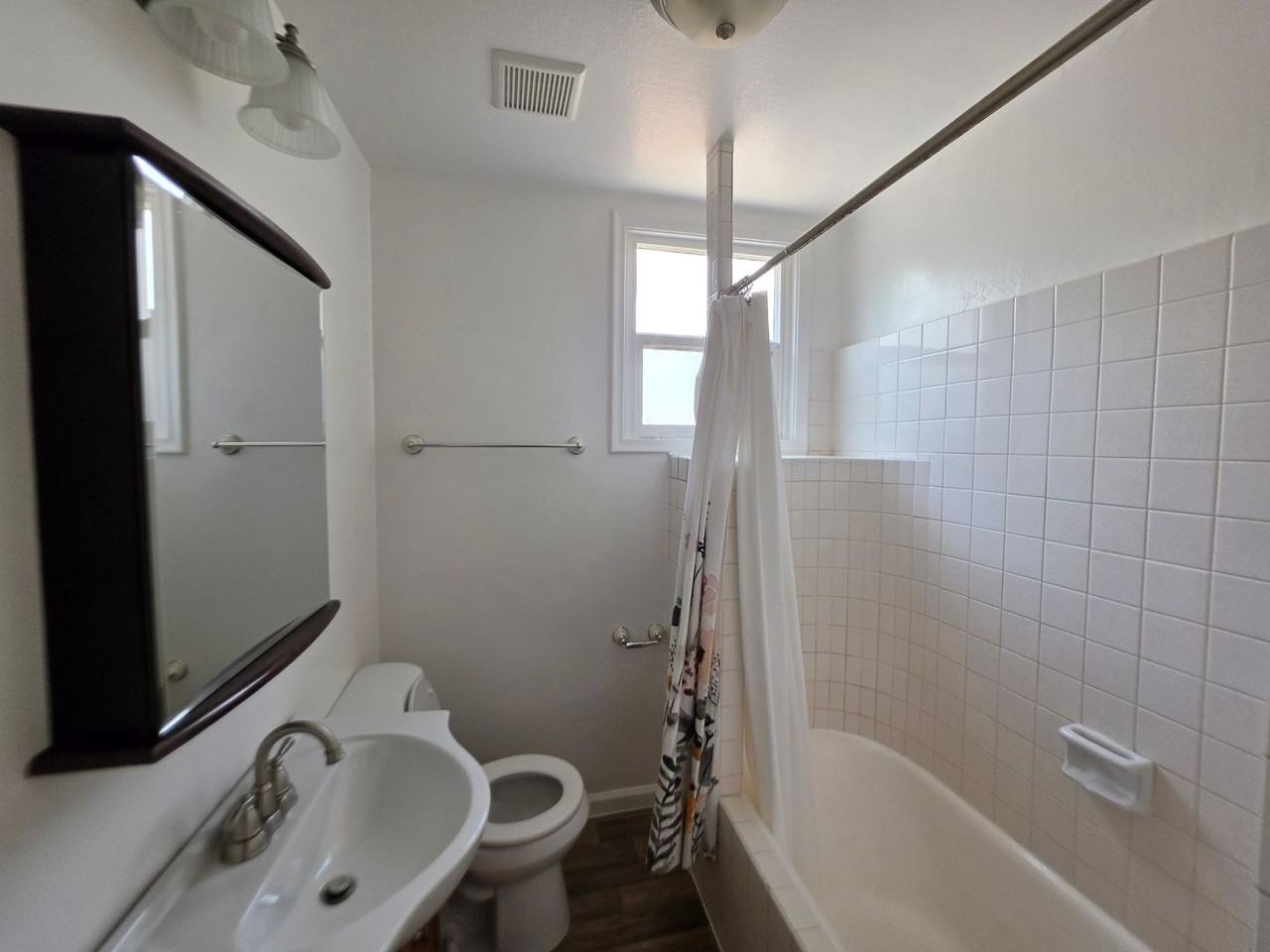724 E Downington Ave - Photo 5 of 12