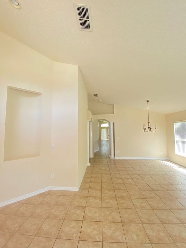 13655 Budworth Cir - Photo 4 of 23