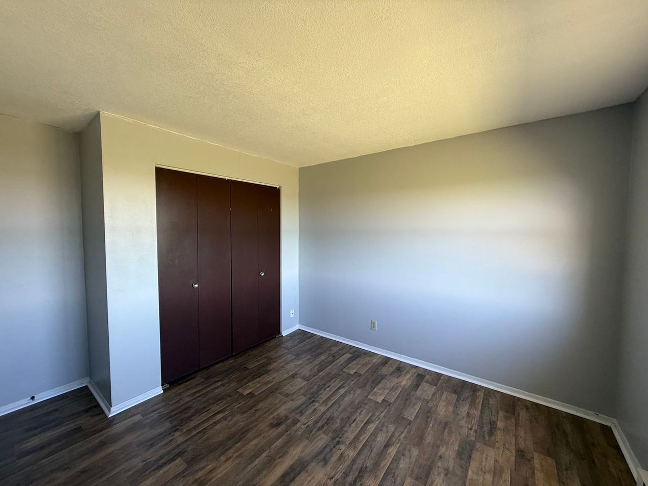 373 S West St - Photo 6 of 10