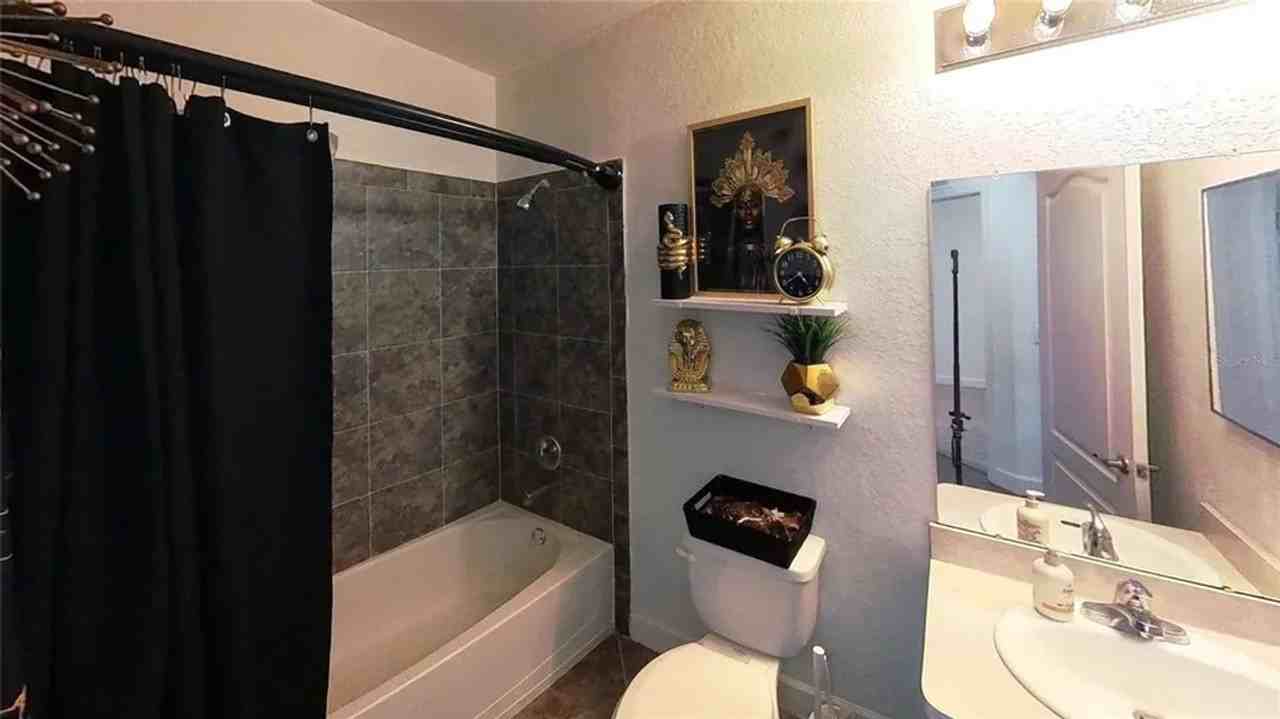 2641 Sunset Cir - Photo 3 of 12