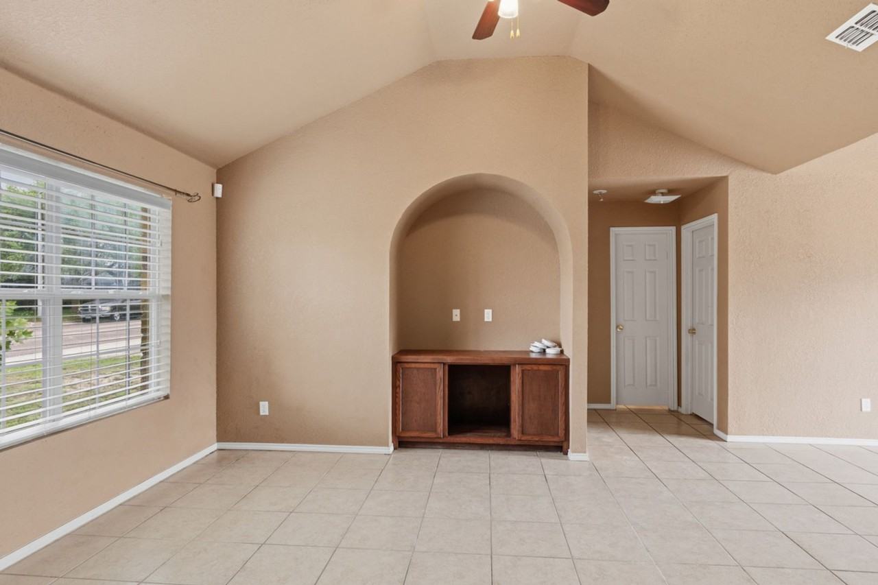 344 Vista Hermosa - Photo 6 of 30