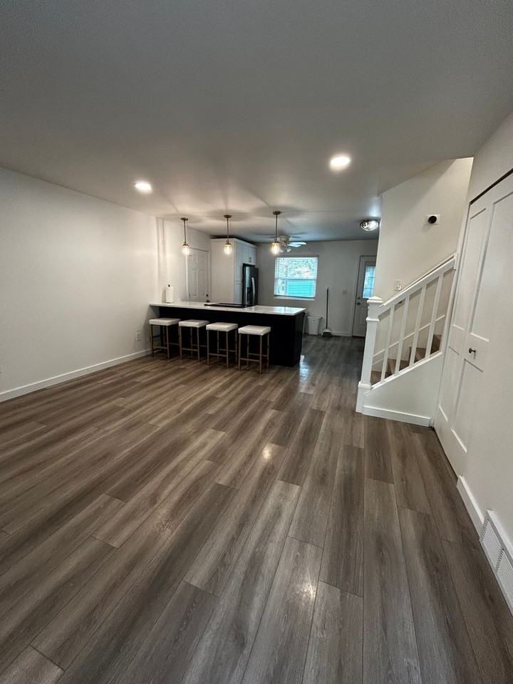 3559 Halpern St - Photo 2 of 18