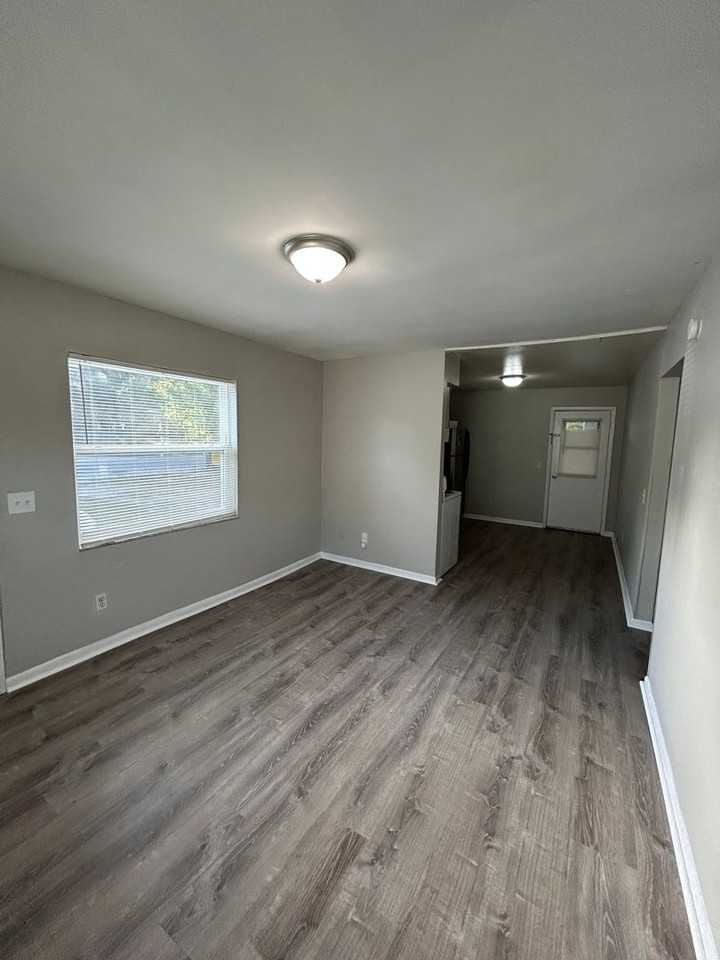 1484 32nd St Nw - Photo 5 of 10