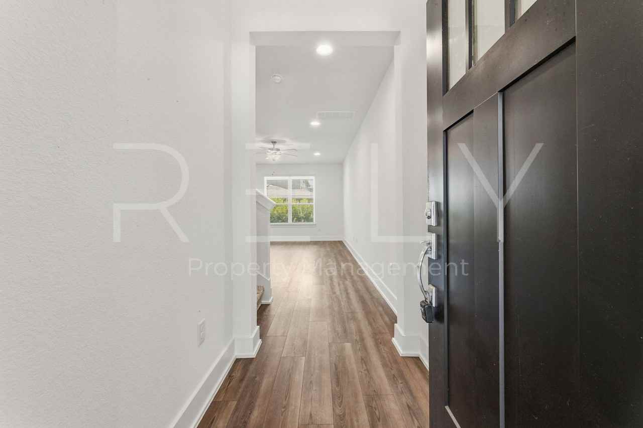 11202 Gadsen Ln #67 - Photo 5 of 42