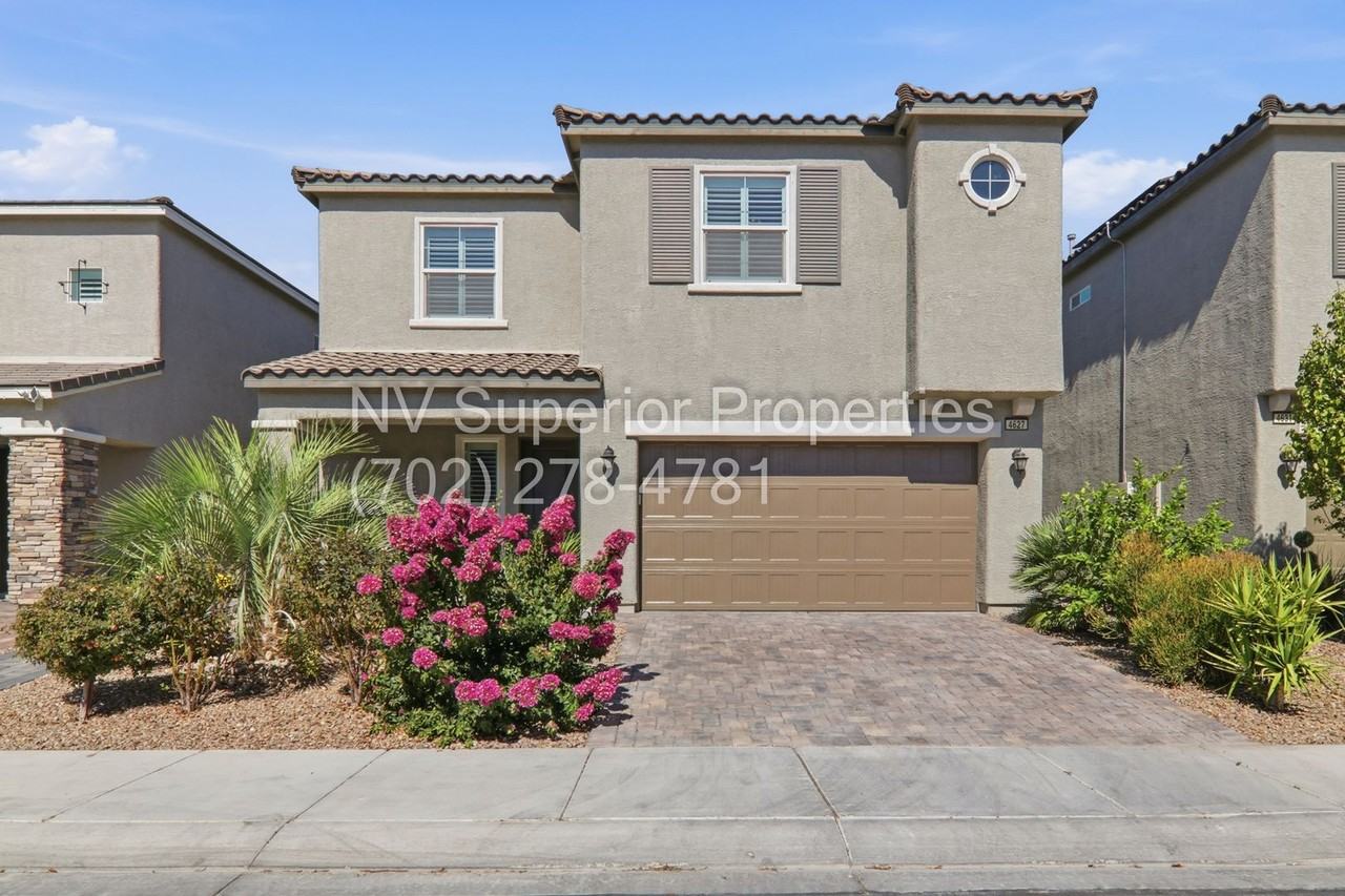 4627 Chestnut Tiger St - Photo 3 of 50