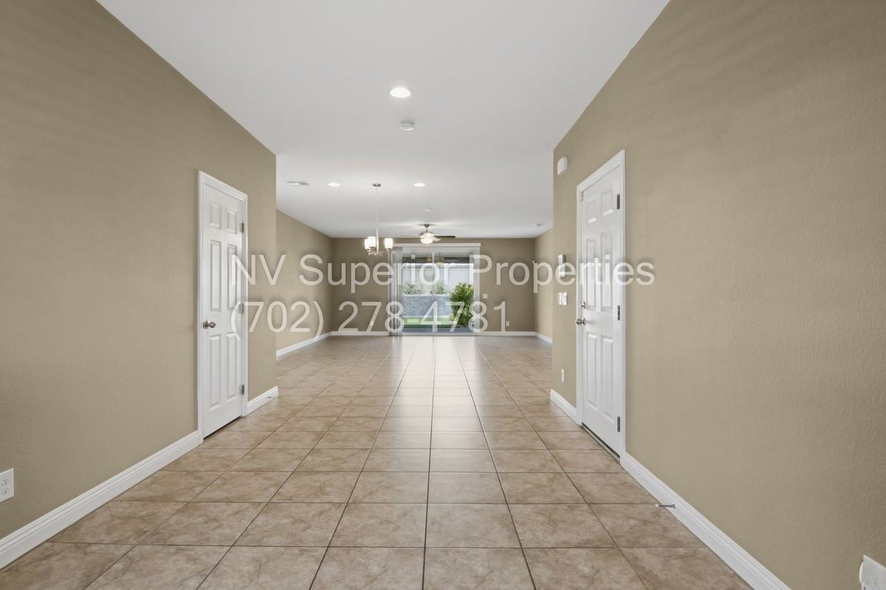 4627 Chestnut Tiger St - Photo 7 of 50