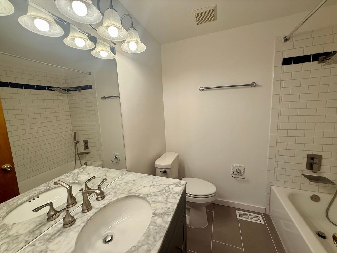 8421 31st Ave Sw - Photo 7 of 15