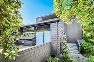 featured image of 2532 E Mcgraw St