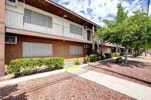 featured image of 3812 Daisy St