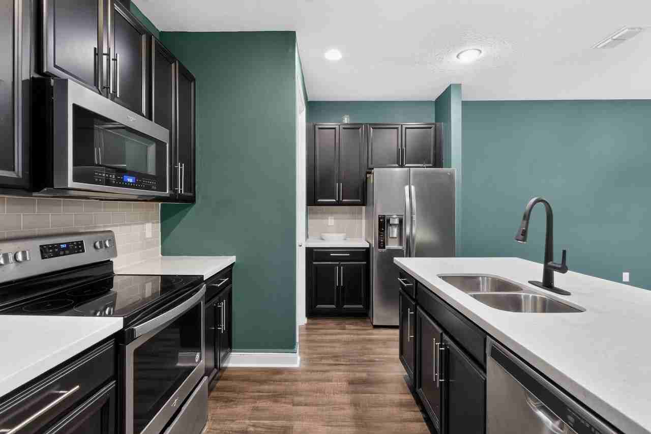 6536 Calamondin Dr - Photo 5 of 25