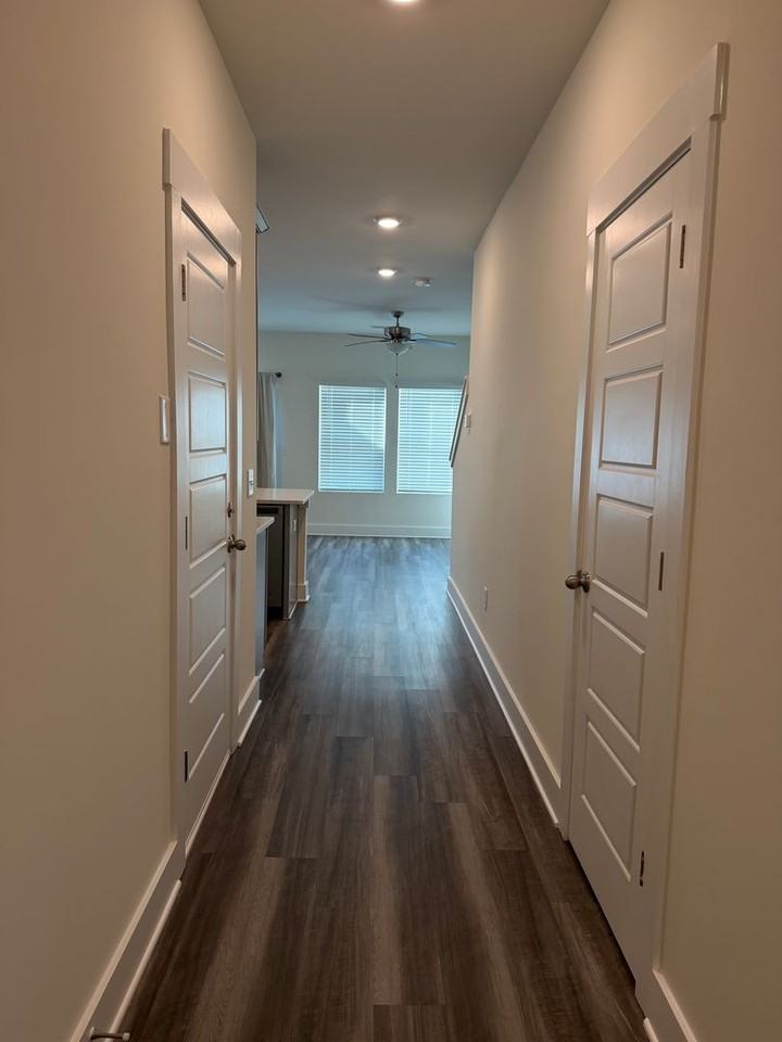 814 Thread Way - Photo 4 of 50