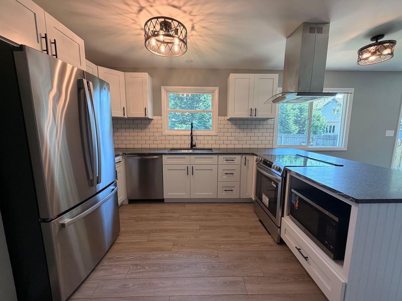 2538 Berwyck Rd Se - Photo 5 of 42