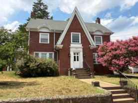 675 Evergreen Ave - Photo 1 of 1