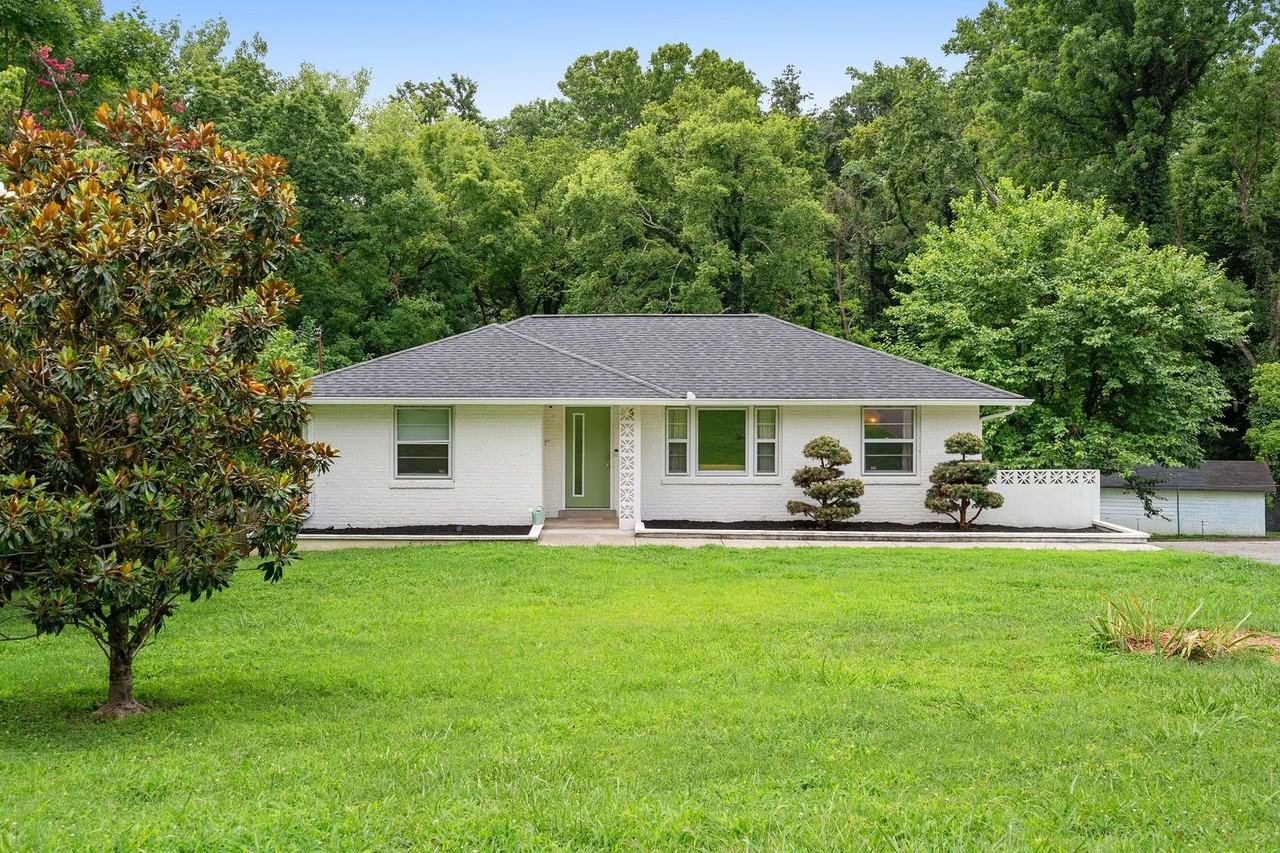 3363 Mimosa Dr - Photo 2 of 50