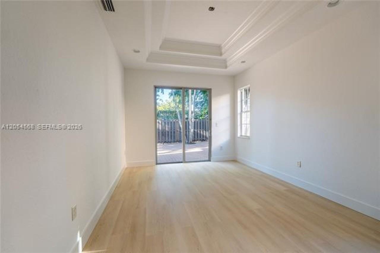 11213 Nw 71st Ter #11213 - Photo 6 of 26