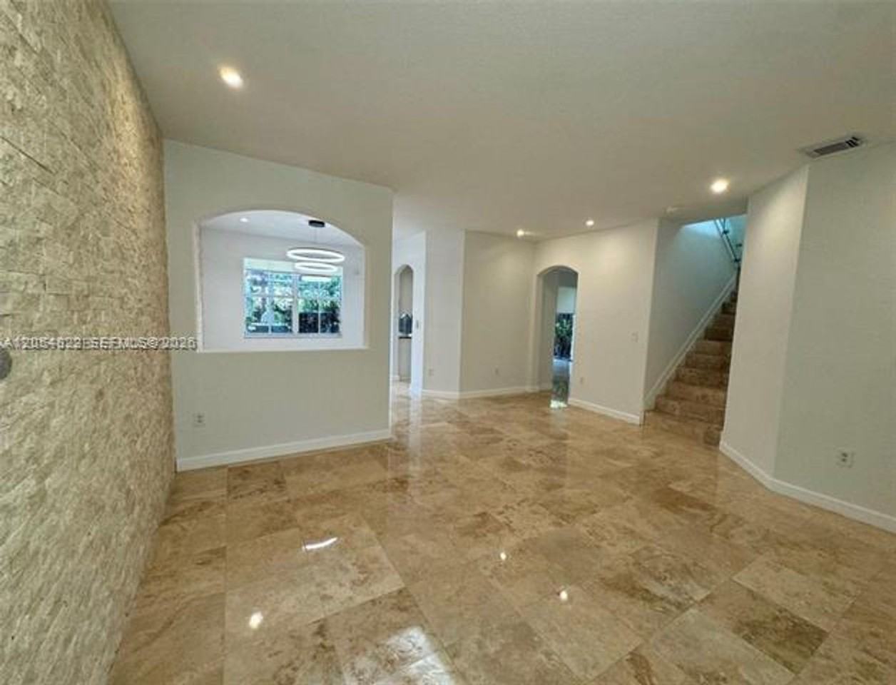 7563 Nw 112th Pl #7563 - Photo 4 of 18