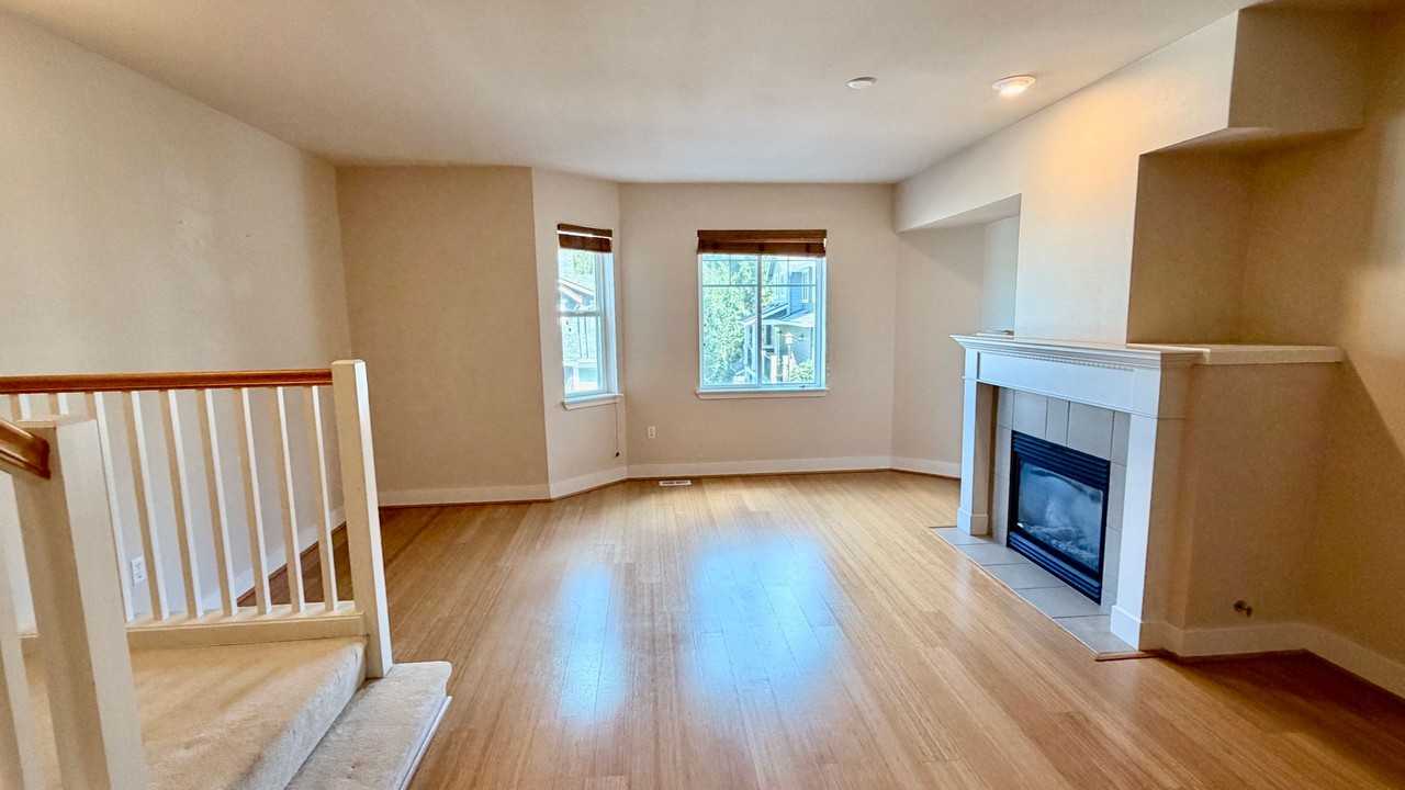 5583 Lakemont Blvd Se #1603 - Photo 5 of 22