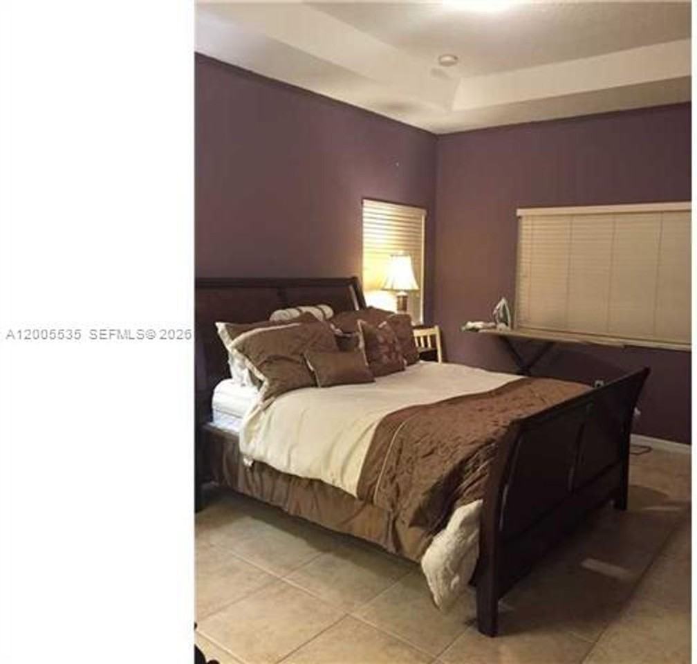 10785 Sw 232nd St #10785 - Photo 6 of 18