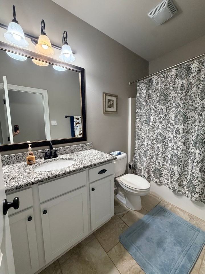 1958 Valdemar Pl - Photo 7 of 20