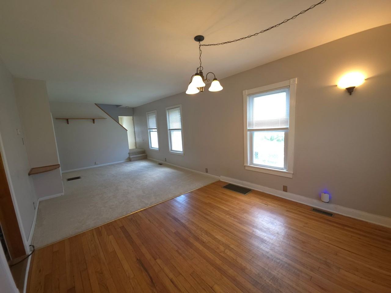 16 Kemp Ave - Photo 4 of 20