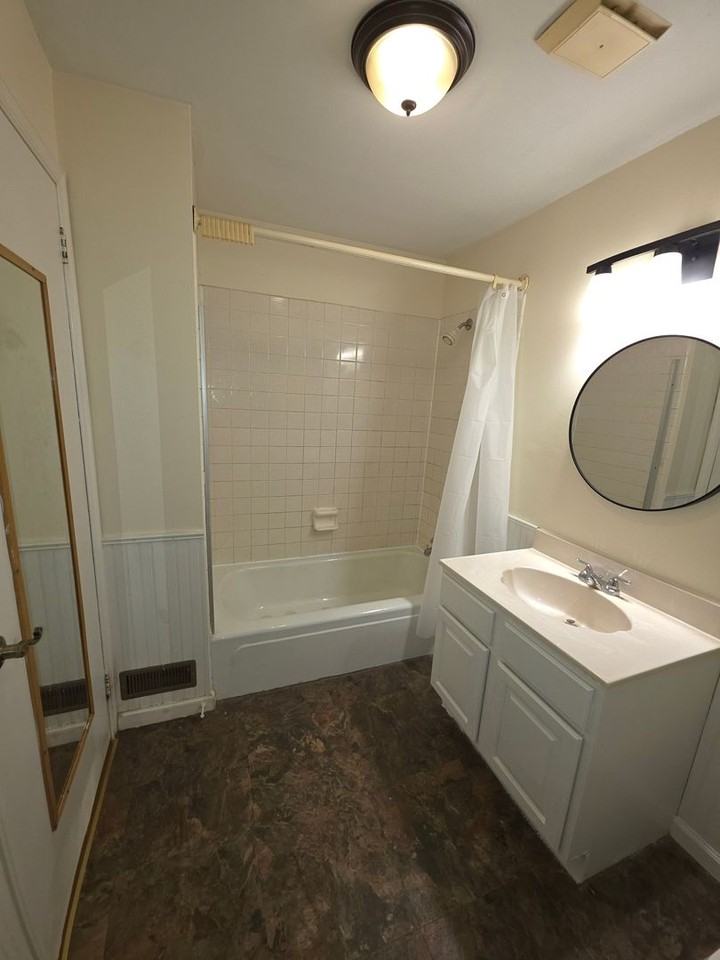 16 Kemp Ave - Photo 6 of 20